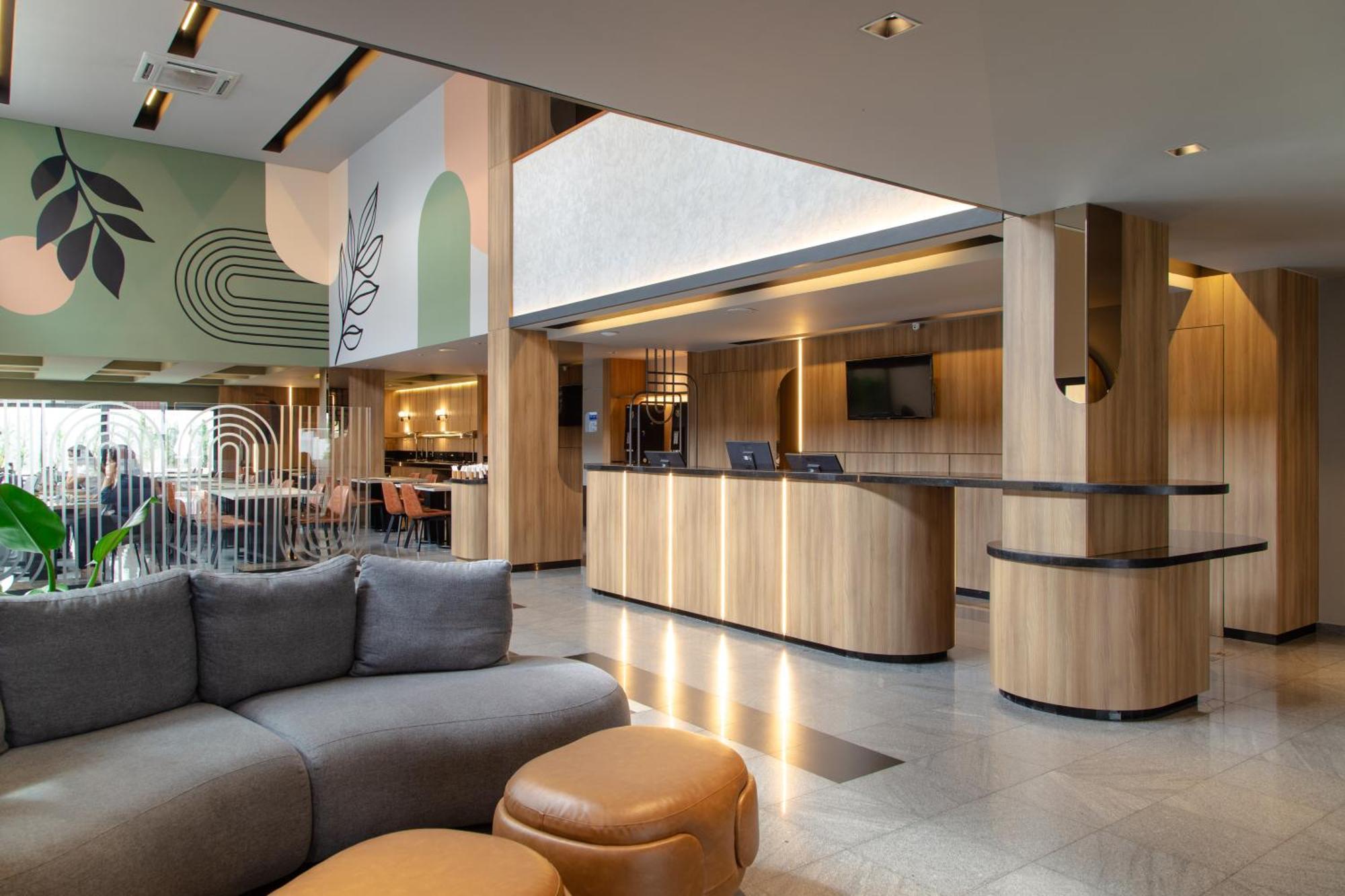 Slim Curitiba Alto Da XV Hotel ภายนอก รูปภาพ
